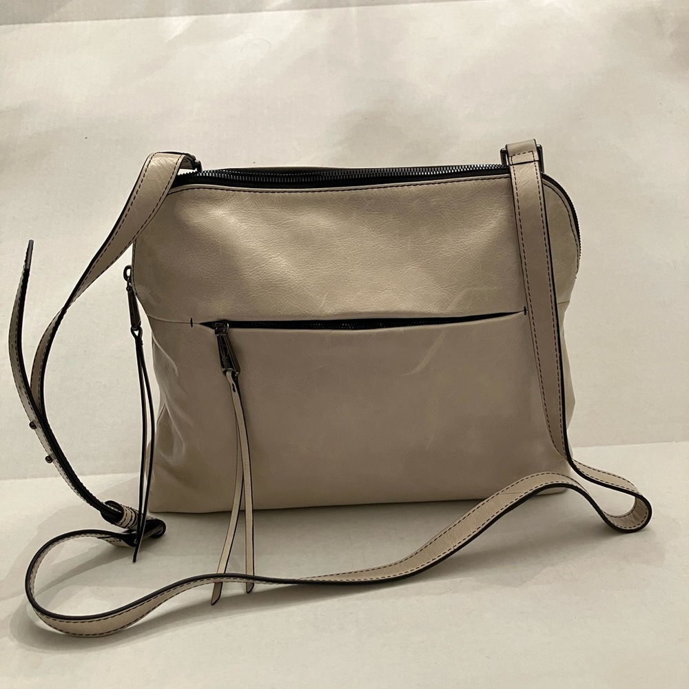 Hobo leather bone white crossbody